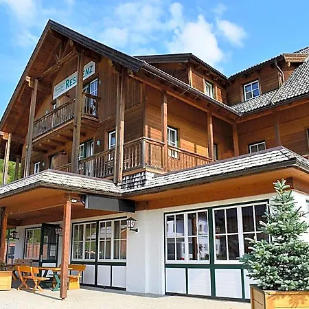 Hotel Near Skiing 2*